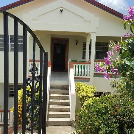 Delightful 4Bed Modern Villa With Wifi جزيرة جورس المظهر الخارجي الصورة