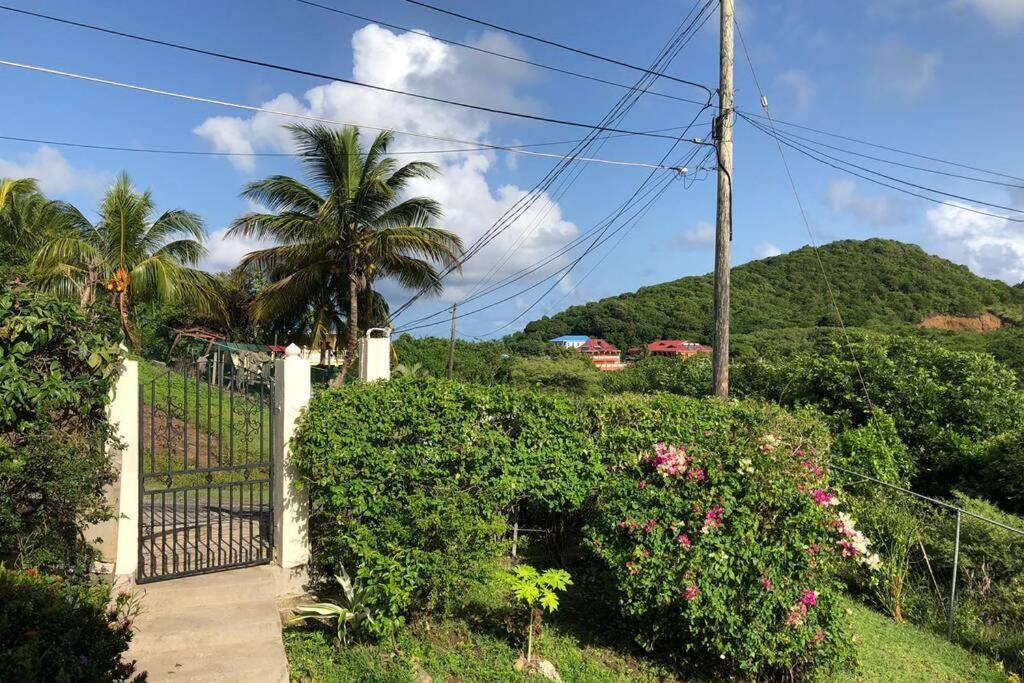 Delightful 4Bed Modern Villa With Wifi جزيرة جورس المظهر الخارجي الصورة