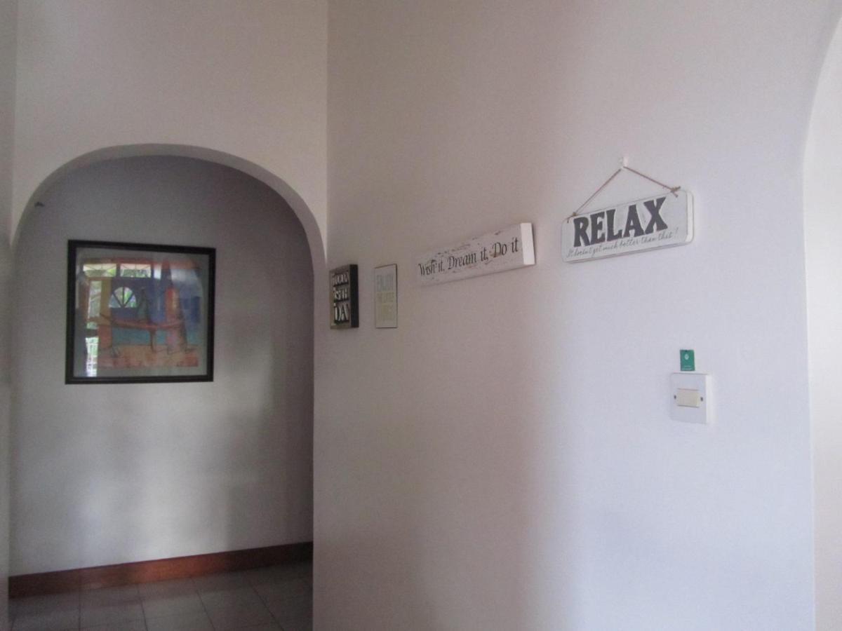 Delightful 4Bed Modern Villa With Wifi جزيرة جورس المظهر الخارجي الصورة